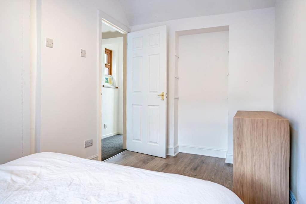 Modern 3 Bedroom House Close To Ferry And City Centre Belfast Zewnętrze zdjęcie